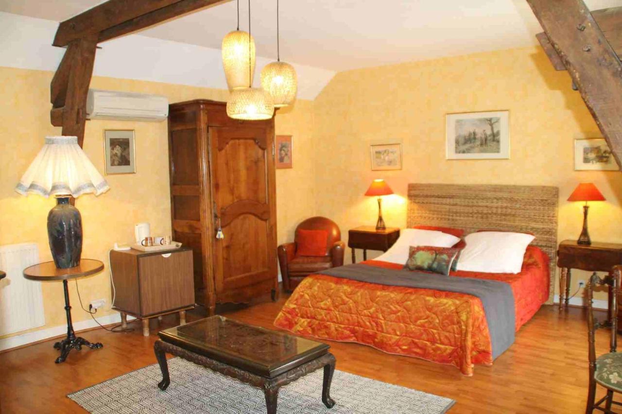 Chambres D'Hotes : La Cour D'Etrepy Le Mesnil-sur-Oger 外观 照片