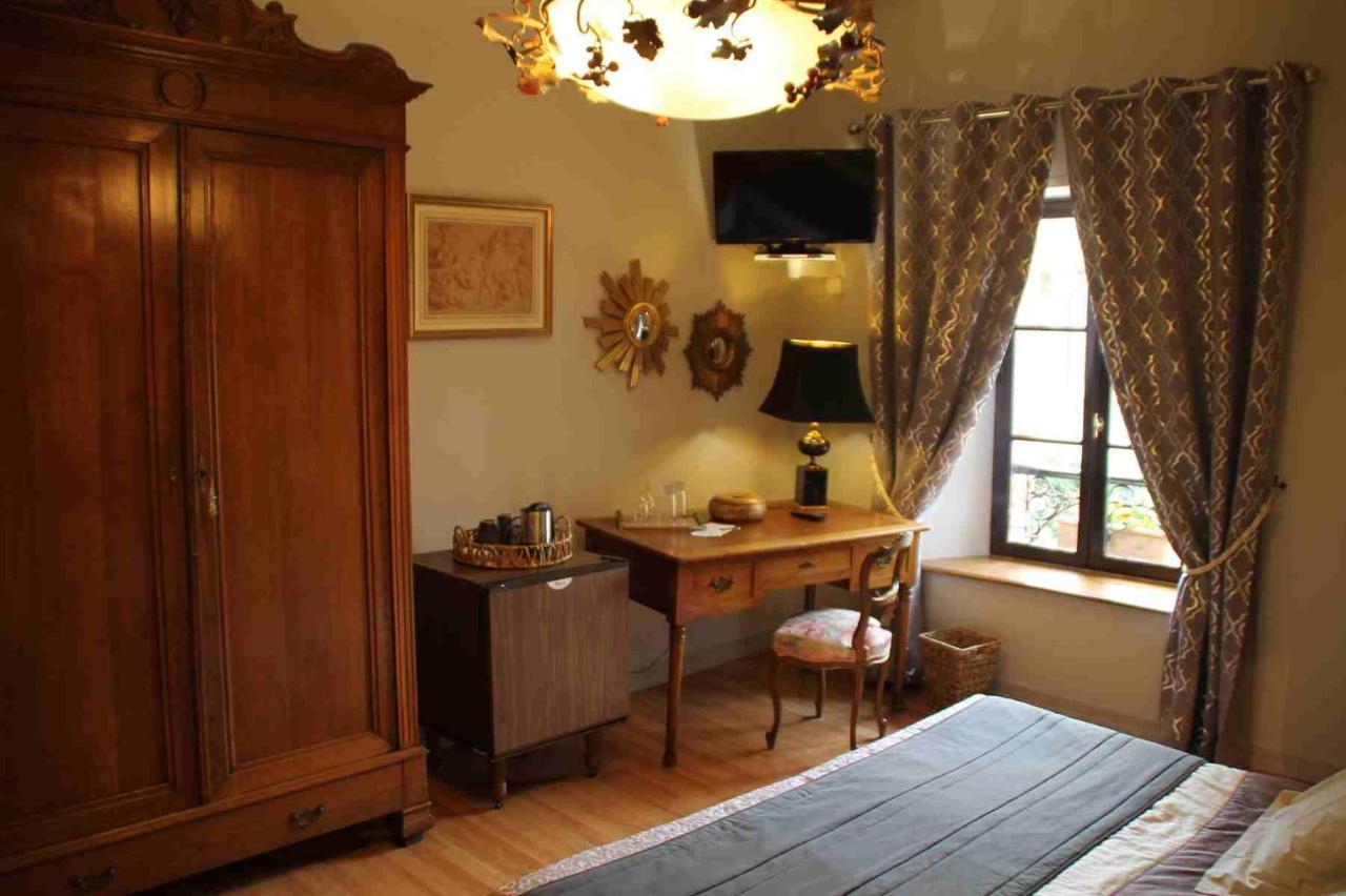Chambres D'Hotes : La Cour D'Etrepy Le Mesnil-sur-Oger 外观 照片